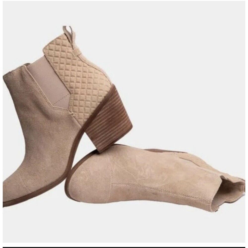 NWT $120 Toms Everly Chelsea Slip On Goretex Suede Bootie Oatmeal size 9.5